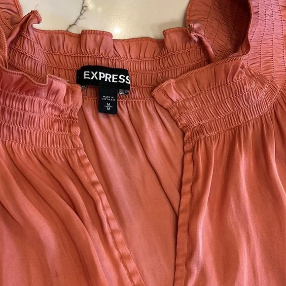 Express Blouse Salmon color. Ruching around collar with slight split. M - Picture 1 of 10